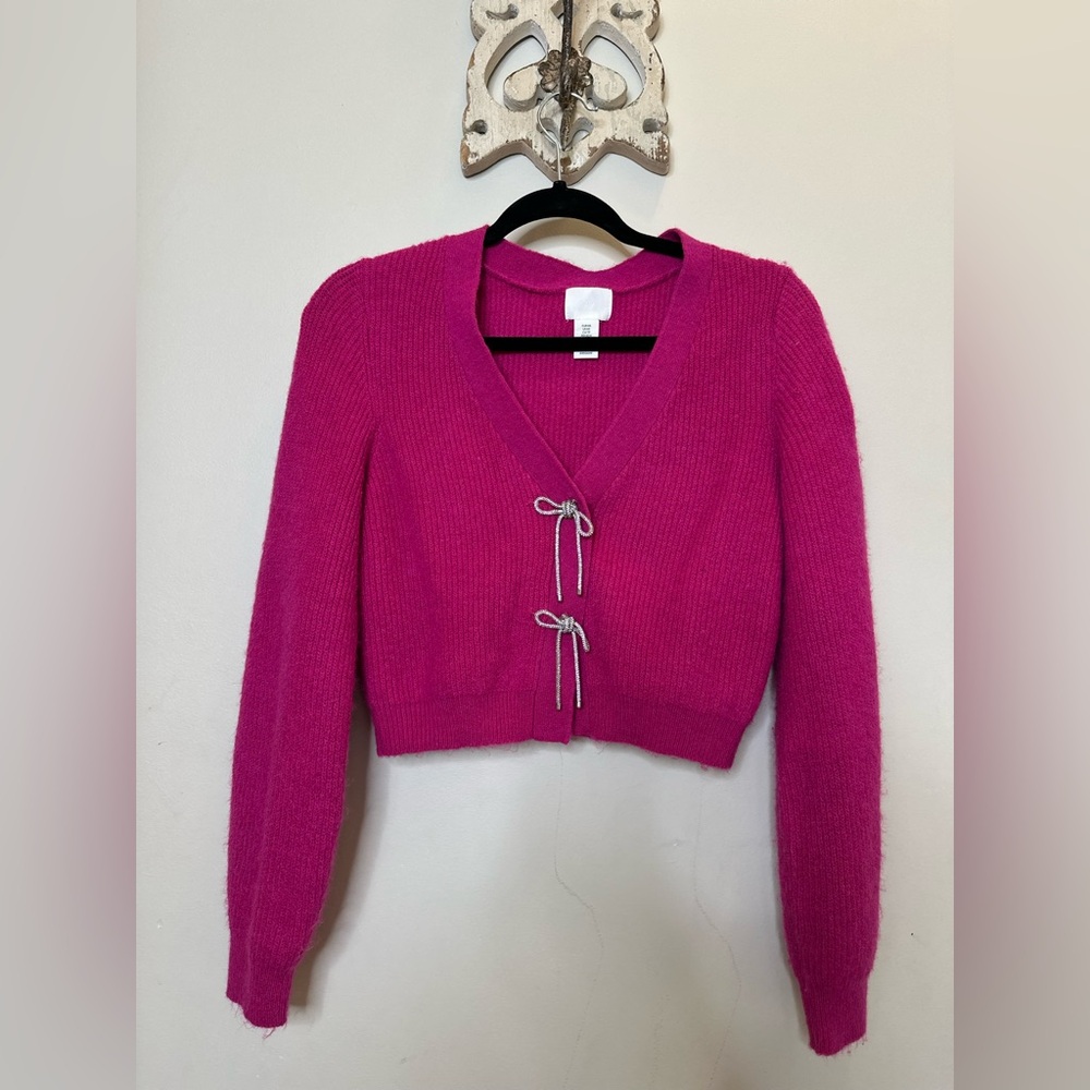 H&M Fuchsia Pink Sweater with Rhinestone Bows